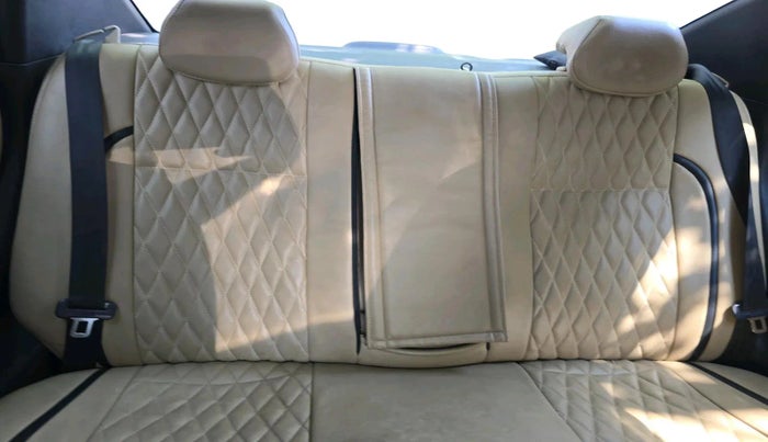 2014 Hyundai Verna FLUIDIC 1.6 CRDI SX, Diesel, Manual, 1,13,633 km, interior