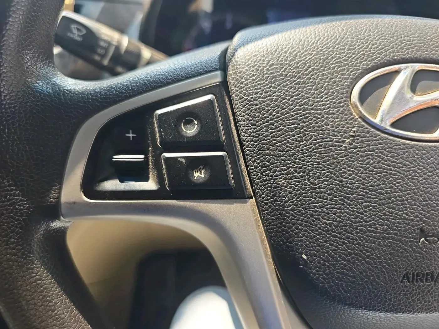 2014 Hyundai Verna FLUIDIC 1.6 CRDI SX, Diesel, Manual, 1,13,633 km, interior