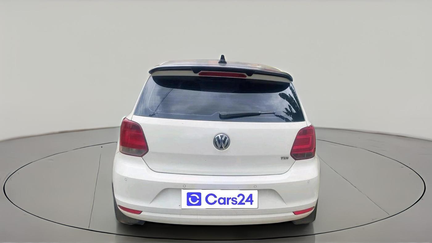 2016 Volkswagen Polo HIGHLINE1.5L, Diesel, Manual, 1,12,465 km, exterior
