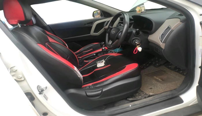 2016 Hyundai Creta BASE 1.4 DIESEL, Diesel, Manual, 2,28,628 km, interior