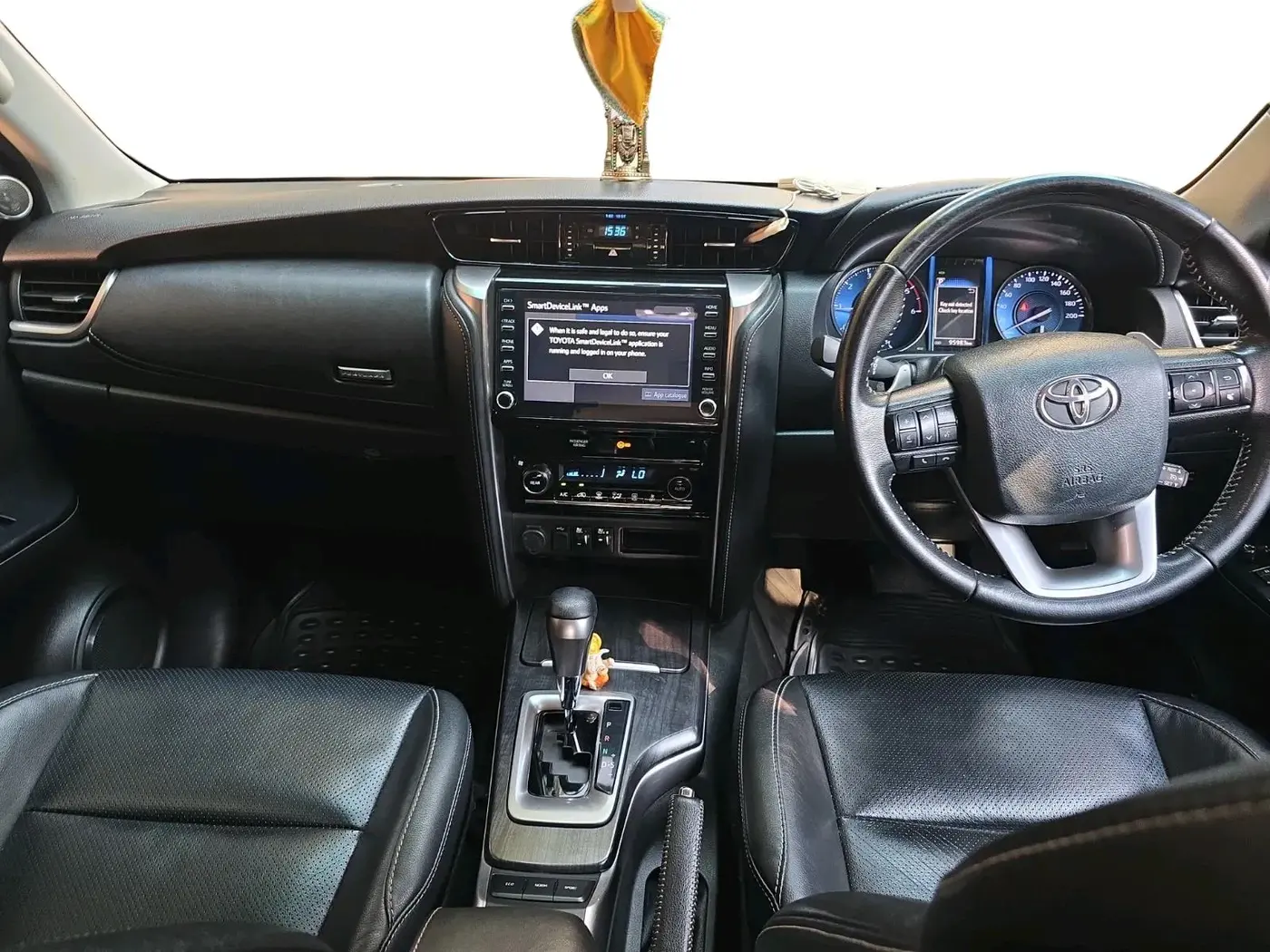 2021 Toyota Fortuner 4X2 AT 2.8 DIESEL, Diesel, Automatic, 95,983 km, interior