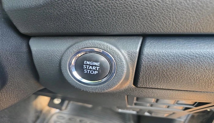 2021 Toyota Fortuner 4X2 AT 2.8 DIESEL, Diesel, Automatic, 95,983 km, interior