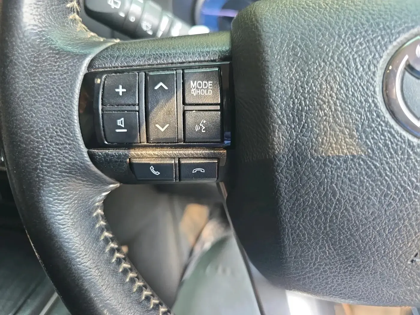 2021 Toyota Fortuner 4X2 AT 2.8 DIESEL, Diesel, Automatic, 95,983 km, interior