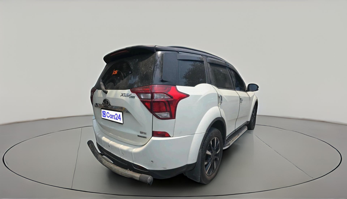 2019 Mahindra XUV500 W11 AT, Diesel, Automatic, 1,35,454 km, exterior