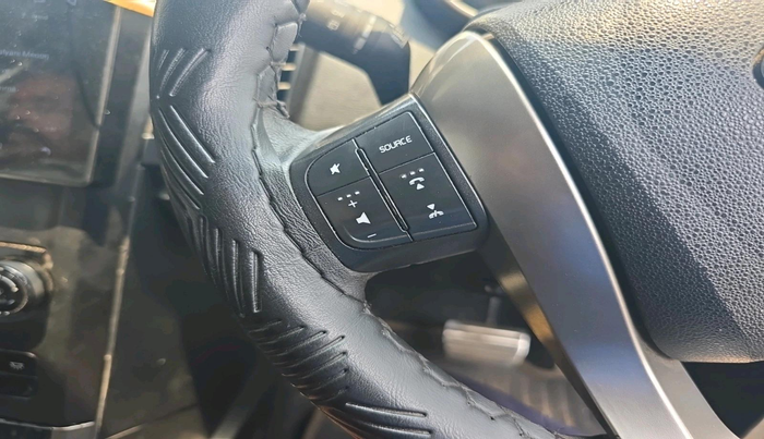 2019 Mahindra XUV500 W11 AT, Diesel, Automatic, 1,35,454 km, interior