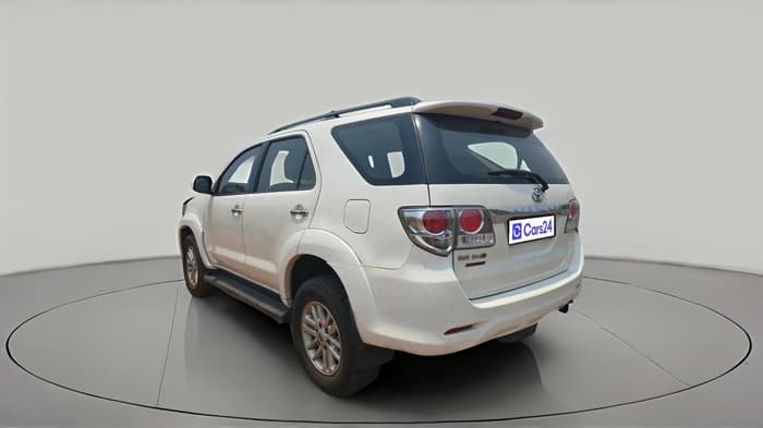 2014 Toyota Fortuner 3.0 4X2 AT, Diesel, Automatic, 1,23,121 km, exterior