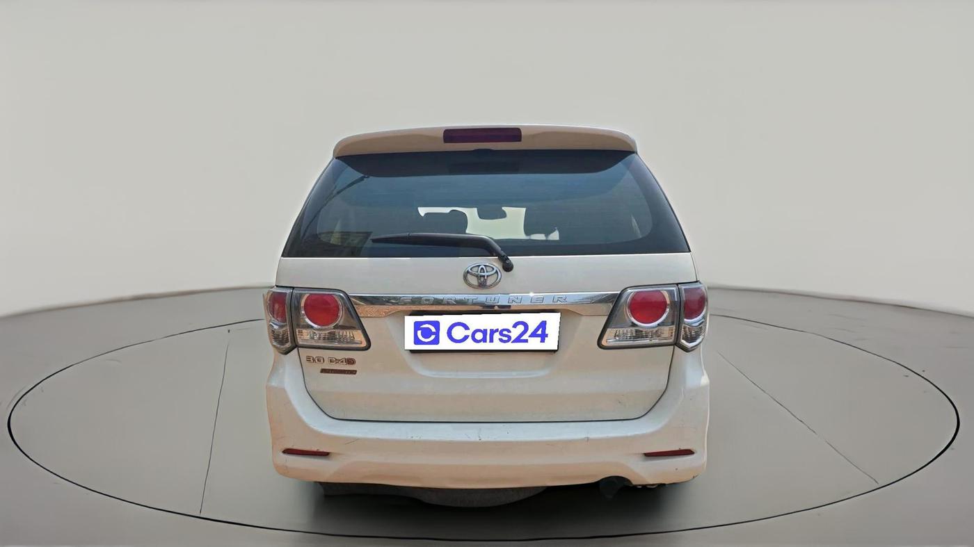 2014 Toyota Fortuner 3.0 4X2 AT, Diesel, Automatic, 1,23,121 km, exterior
