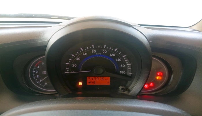 2015 Honda Amaze 1.5L I-DTEC S, Diesel, Manual, 2,43,376 km, interior