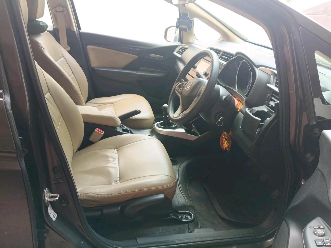 2019 Honda Jazz 1.2L I-VTEC V, Petrol, Manual, 57,323 km, interior