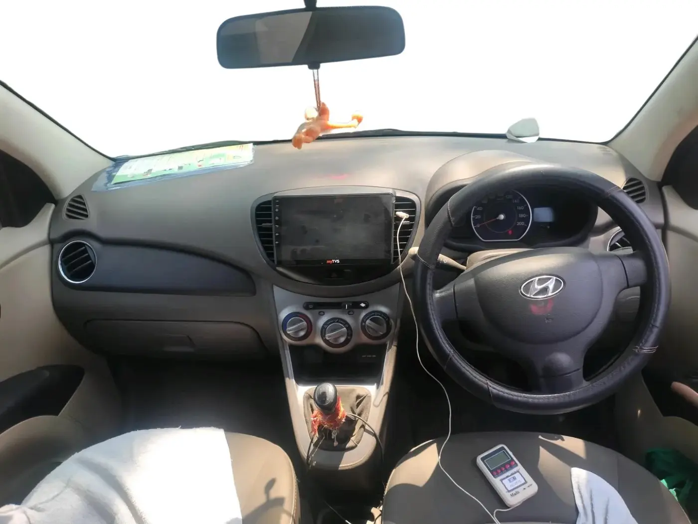 2013 Hyundai i10 SPORTZ 1.2, Petrol, Manual, 77,769 km, interior