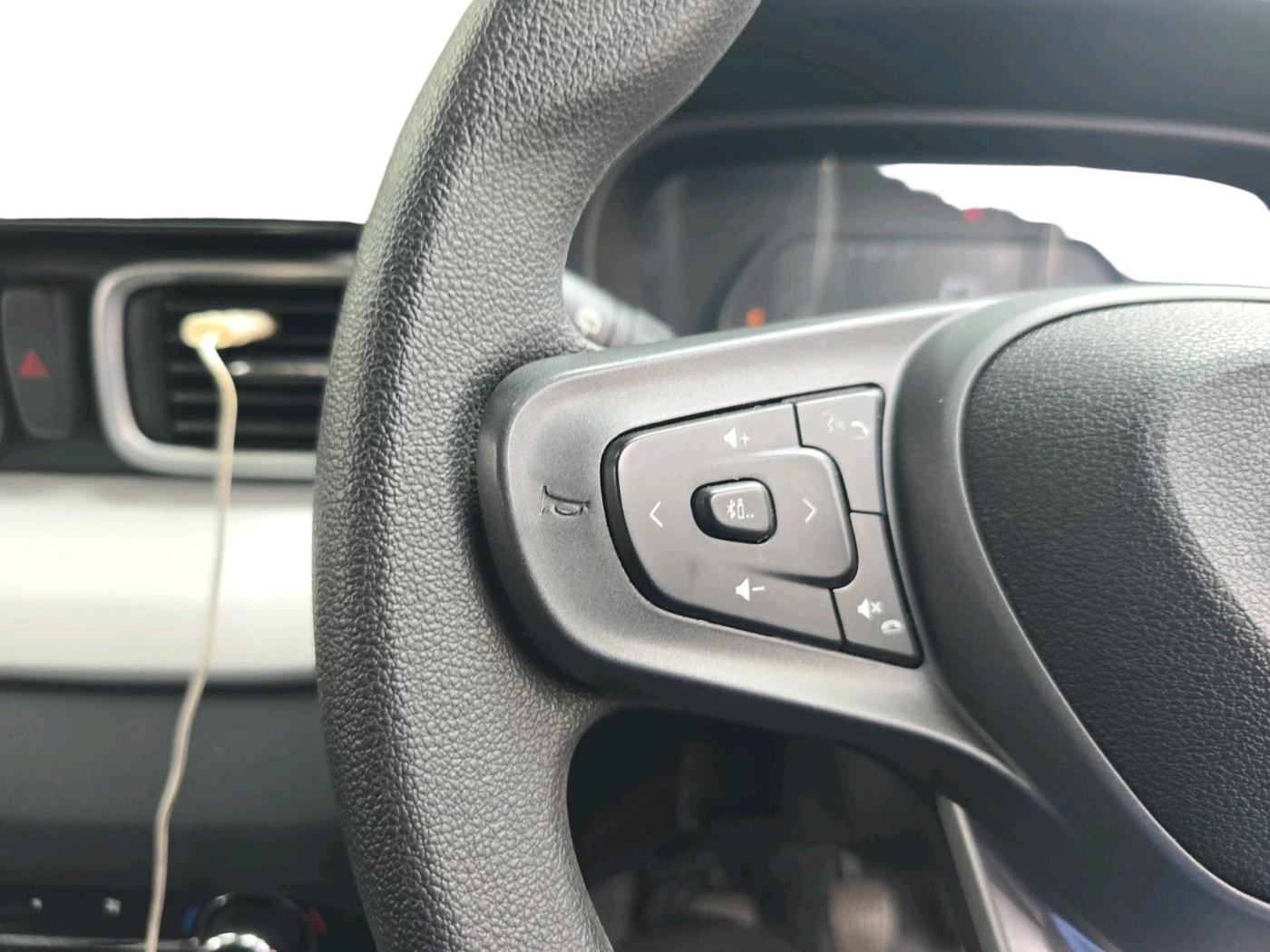 2024 Tata PUNCH Accomplished Plus iCNG, CNG, Manual, 5,672 km, interior