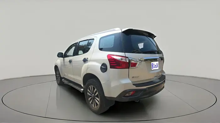 2018 ISUZU MU-X 4x2 AT, Diesel, Automatic, 1,29,500 km, exterior