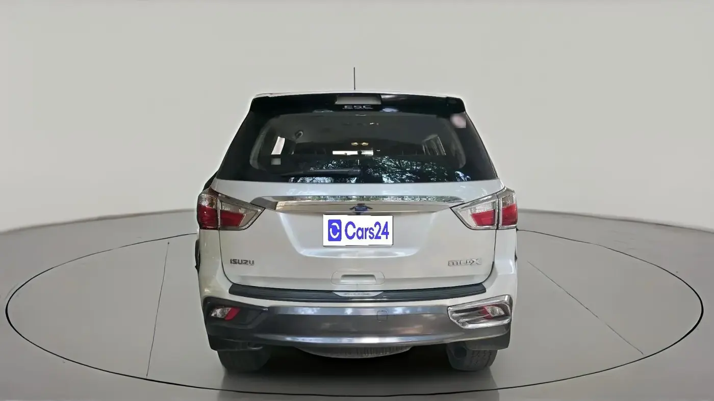 2018 ISUZU MU-X 4x2 AT, Diesel, Automatic, 1,29,500 km, exterior