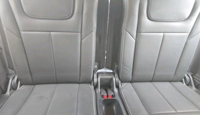2018 ISUZU MU-X 4x2 AT, Diesel, Automatic, 1,26,675 km, interior