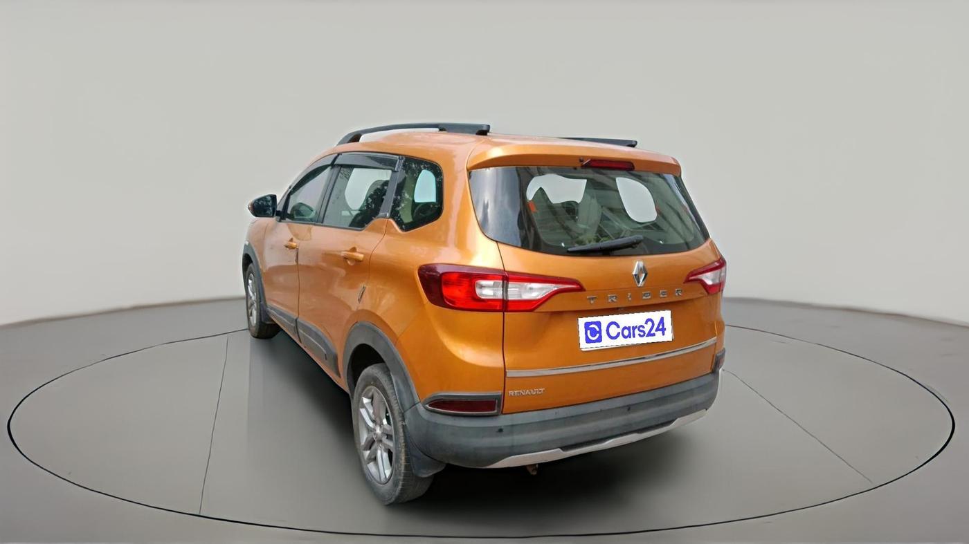 2020 Renault TRIBER RXZ AMT, Petrol, Automatic, 52,897 km, exterior