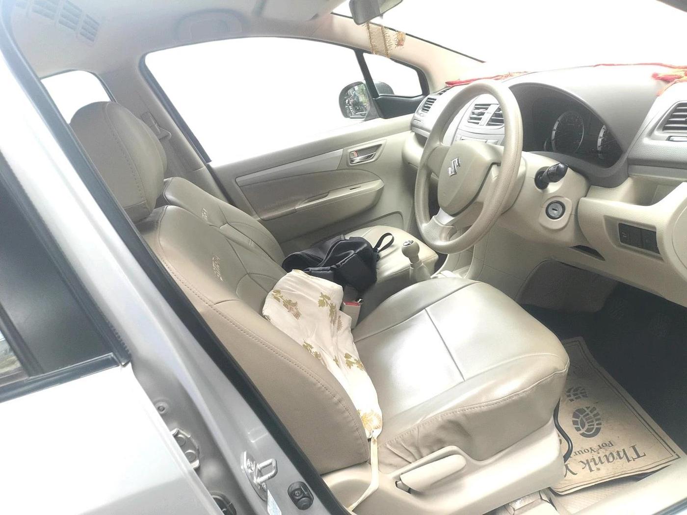 2014 Maruti Ertiga VXI, Petrol, Manual, 66,136 km, interior