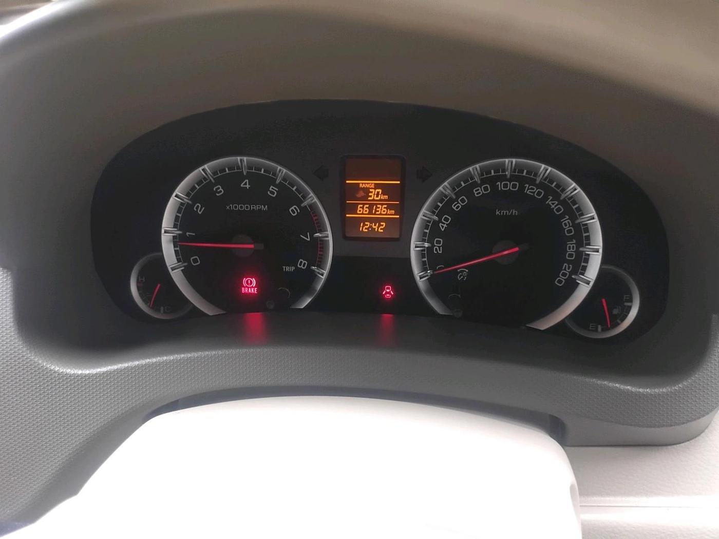 2014 Maruti Ertiga VXI, Petrol, Manual, 66,136 km, interior