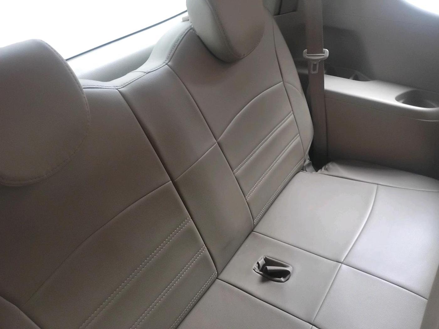 2014 Maruti Ertiga VXI, Petrol, Manual, 66,136 km, interior