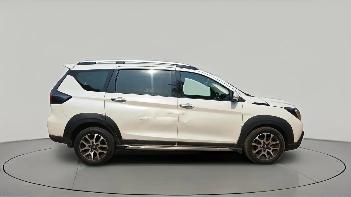 2022 Maruti XL6 ALPHA AT, Petrol, Automatic, 62,249 km, exterior