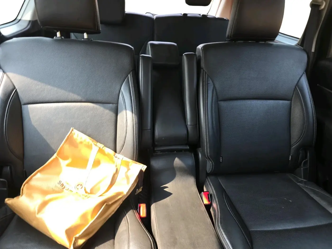 2022 Maruti XL6 ALPHA AT, Petrol, Automatic, 62,249 km, interior