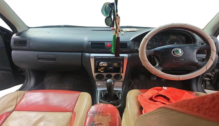 2006 Skoda Octavia RIDER 1.9 TDI, Diesel, Manual, 1,19,894 km, interior