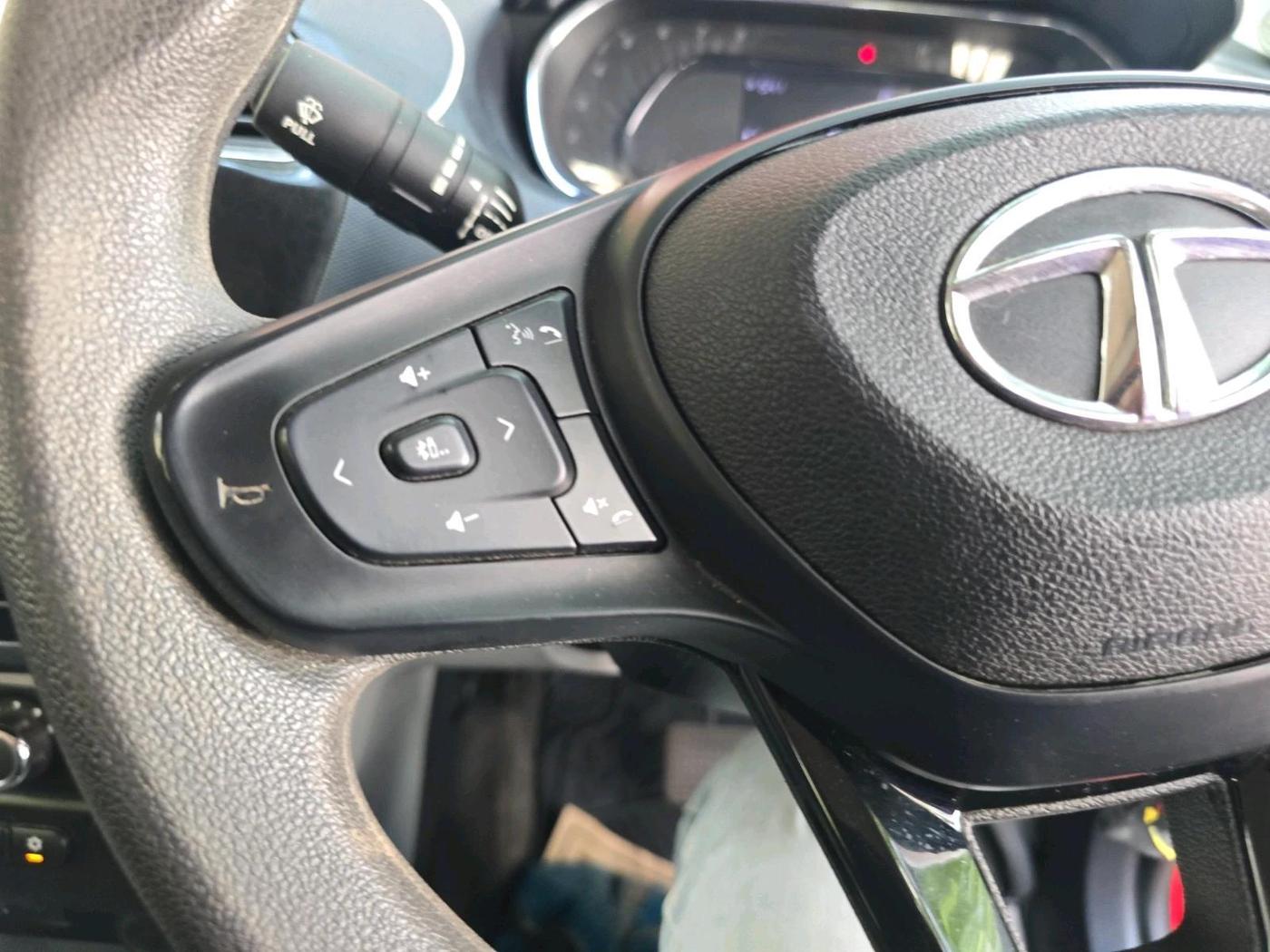2023 Tata Tiago XTA PETROL, Petrol, Automatic, 16,071 km, interior