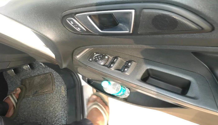 2018 Ford Ecosport TITANIUM + 1.5L DIESEL, Diesel, Manual, 82,049 km, interior