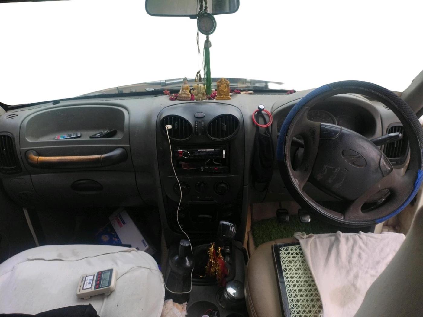 2012 Mahindra Scorpio EX M2DI, Diesel, Manual, 2,18,478 km, interior