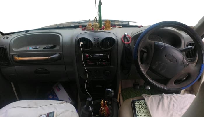 2012 Mahindra Scorpio EX M2DI, Diesel, Manual, 2,18,478 km, interior