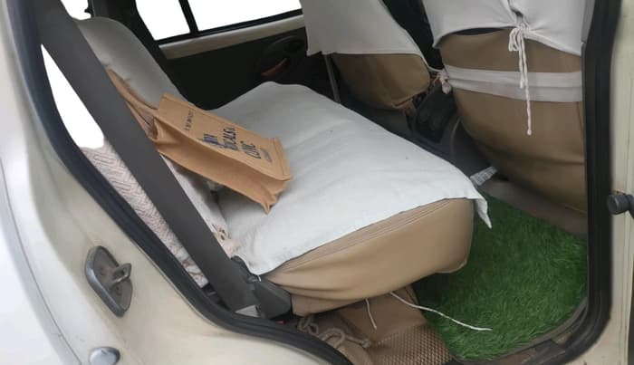 2012 Mahindra Scorpio EX M2DI, Diesel, Manual, 2,18,478 km, interior