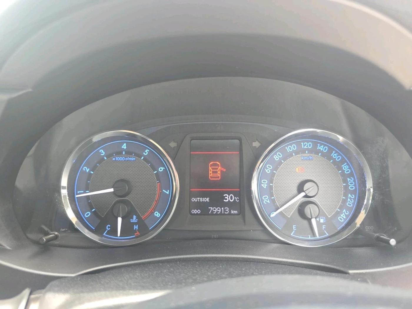 2014 Toyota Corolla Altis GL PETROL, Petrol, Manual, 79,913 km, interior
