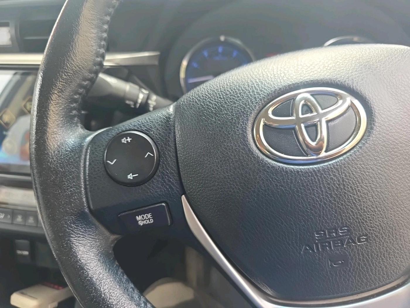 2014 Toyota Corolla Altis GL PETROL, Petrol, Manual, 79,913 km, interior