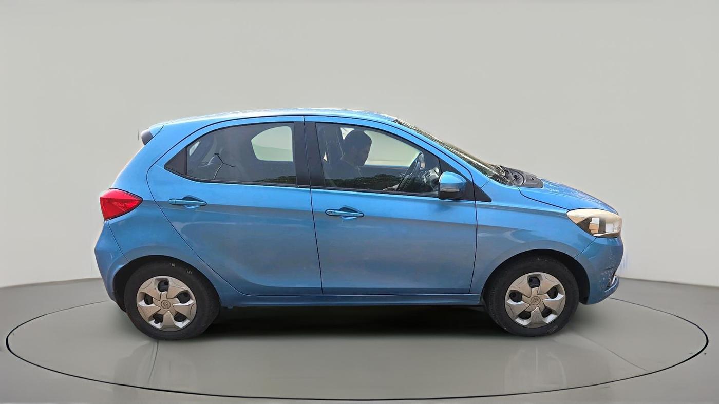2016 Tata Tiago XZ PETROL, Petrol, Manual, 75,653 km, exterior