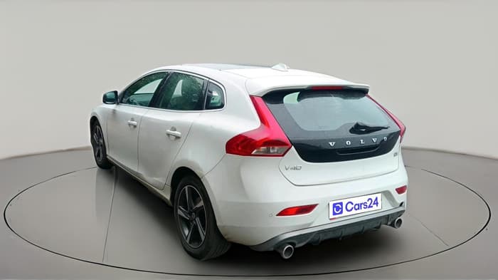2016 Volvo V40 Cross Country D3, Diesel, Automatic, 82,131 km, exterior