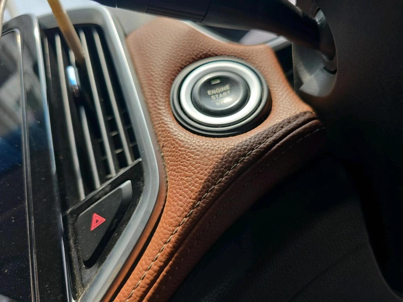 2020 MG HECTOR PLUS SHARP 1.5 PETROL TURBO DCT 6-STR, Petrol, Automatic, 33,383 km, interior