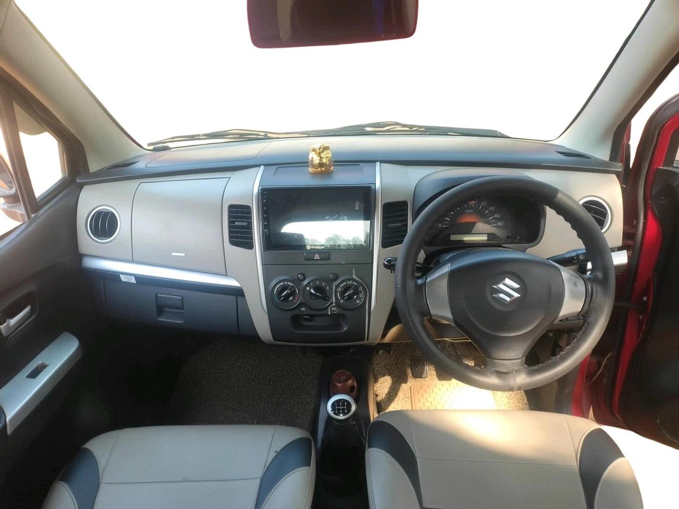 2013 Maruti Wagon R 1.0 LXI, Petrol, Manual, 46,923 km, interior