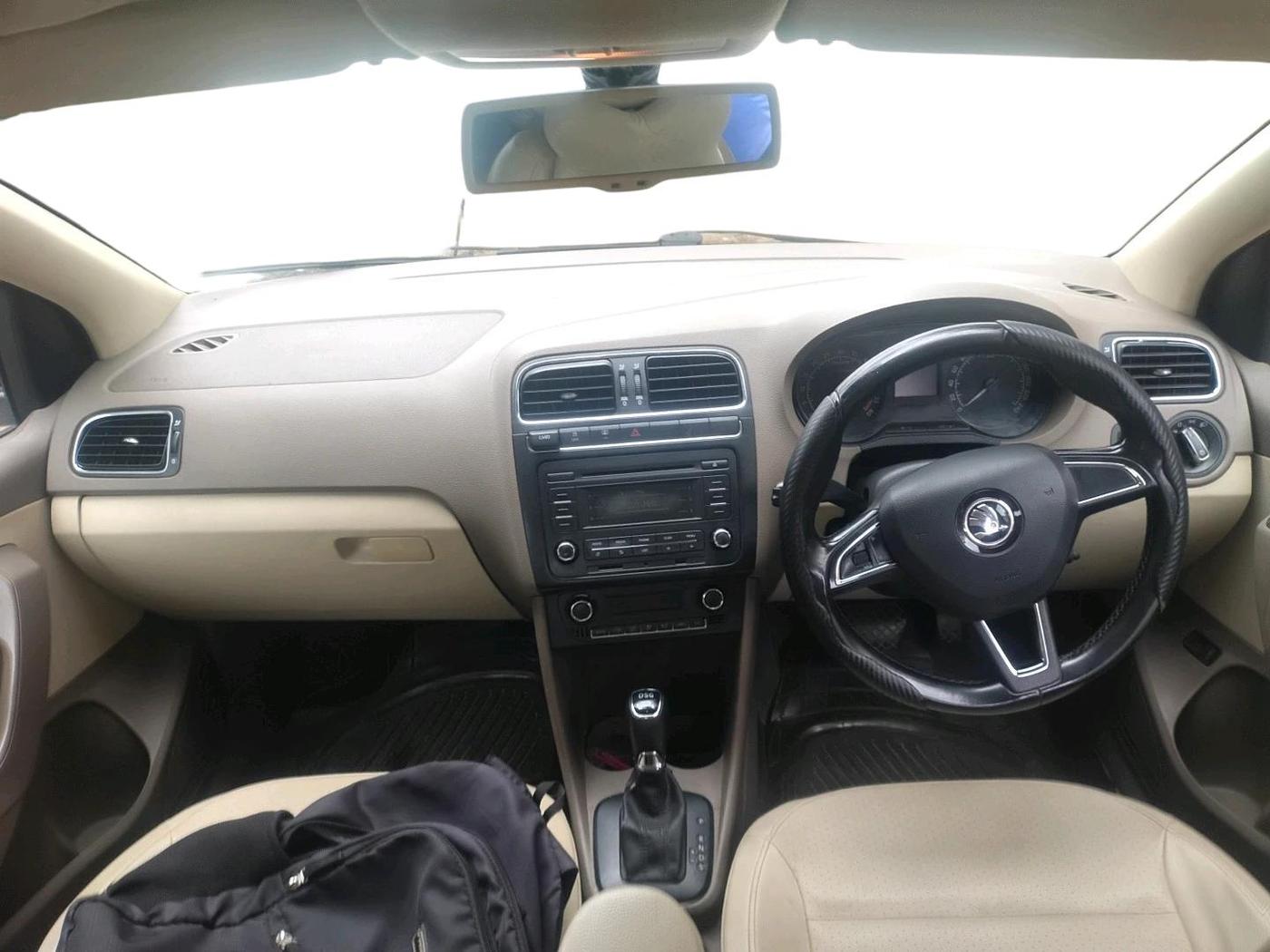 2016 Skoda Rapid 1.5 TDI CR ELEGANCE AT, Diesel, Automatic, 1,61,532 km, interior