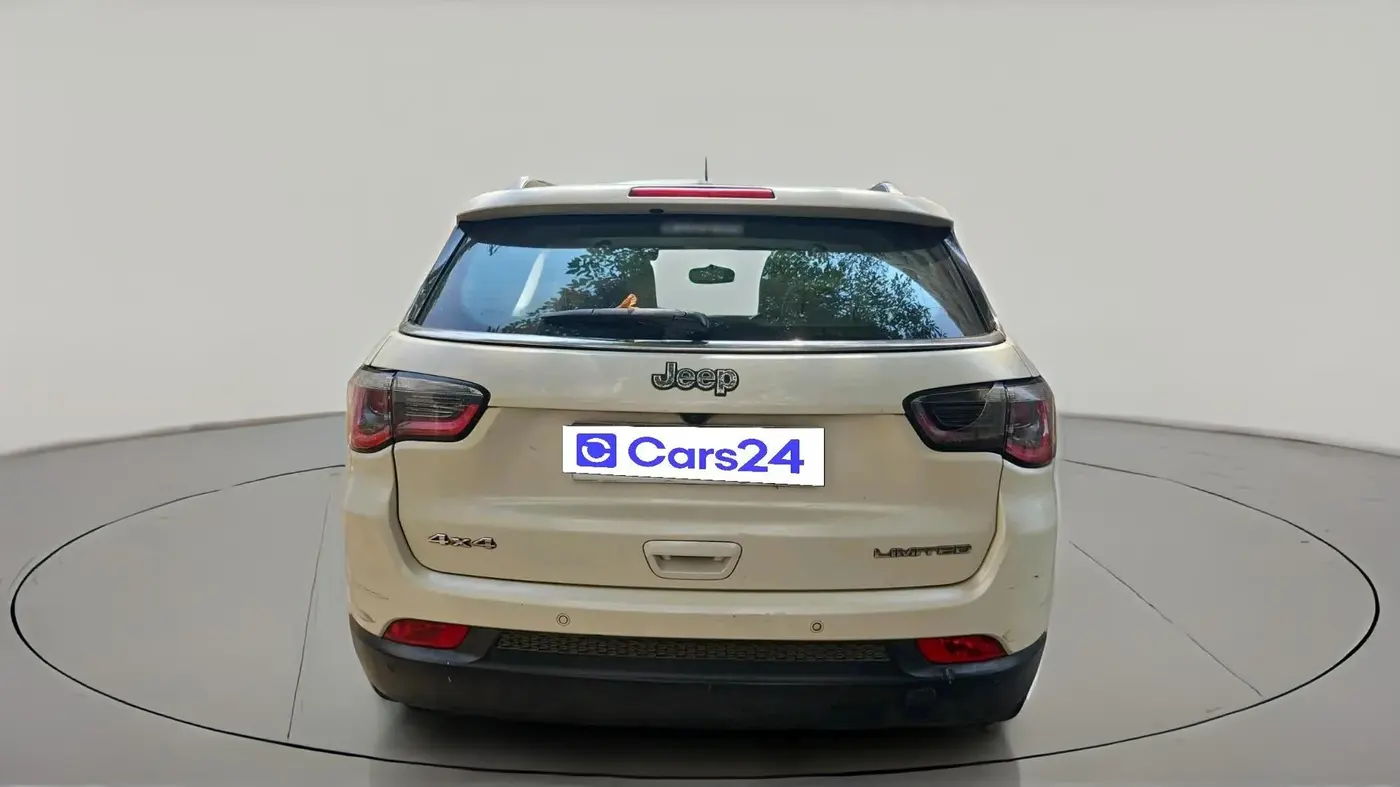2017 Jeep Compass LIMITED 2.0 DIESEL 4X4, Diesel, Manual, 1,43,089 km, exterior