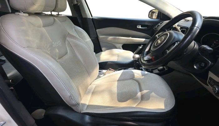 2017 Jeep Compass LIMITED 2.0 DIESEL 4X4, Diesel, Manual, 1,43,089 km, interior