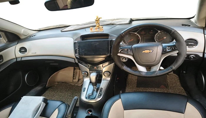 2015 Chevrolet Cruze LTZ AT, Diesel, Automatic, 81,447 km, interior