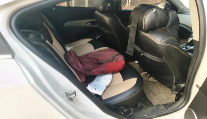 2015 Chevrolet Cruze LTZ AT, Diesel, Automatic, 81,447 km, interior