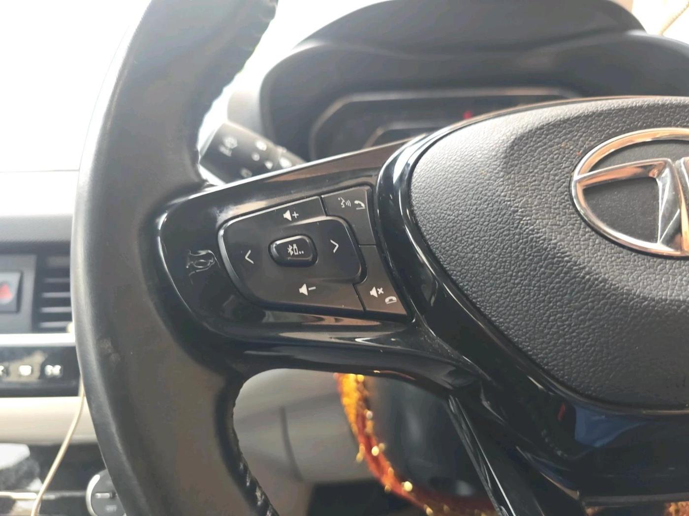 2023 Tata NEXON XZA PLUS SUNROOF PETROL, Petrol, Automatic, 24,845 km, interior