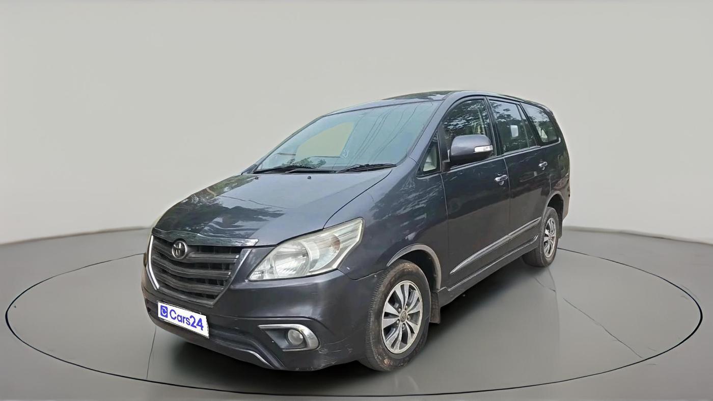 2015 Toyota Innova 2.5 VX 7 STR, Diesel, Manual, 2,45,622 km, exterior