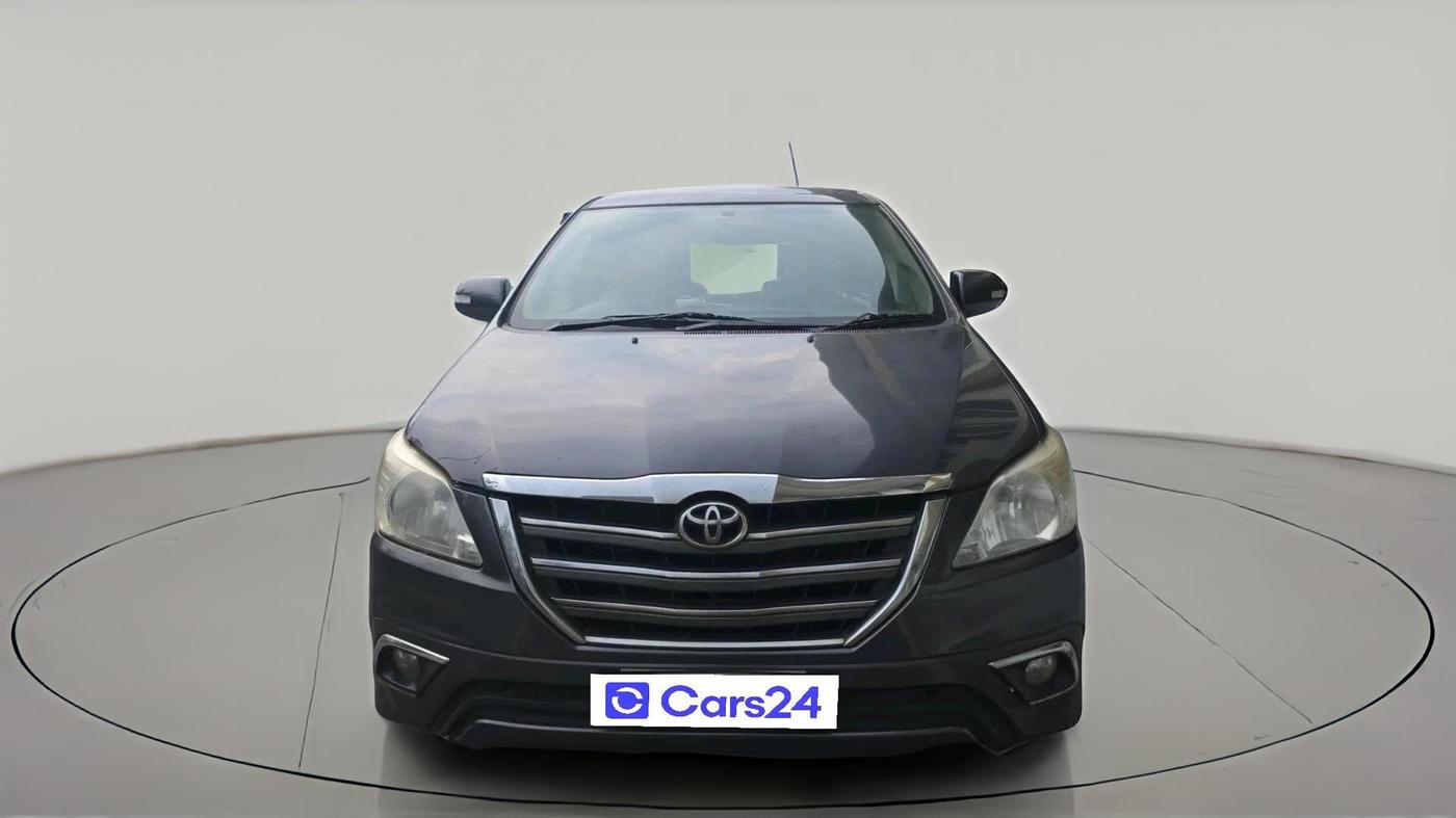2015 Toyota Innova 2.5 VX 7 STR, Diesel, Manual, 2,45,622 km, exterior