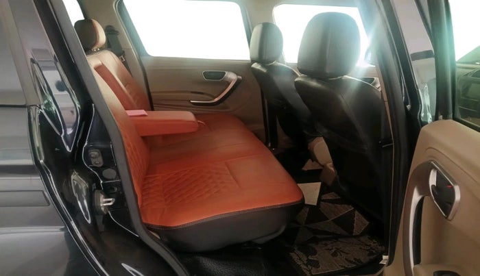 2022 Mahindra BOLERO NEO N10 R, Diesel, Manual, 28,676 km, interior