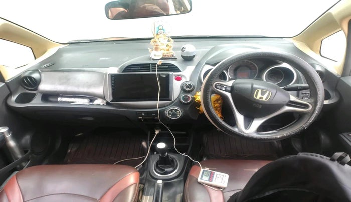 2011 Honda Jazz 1.2L I-VTEC BASE, Petrol, Manual, 1,28,060 km, interior