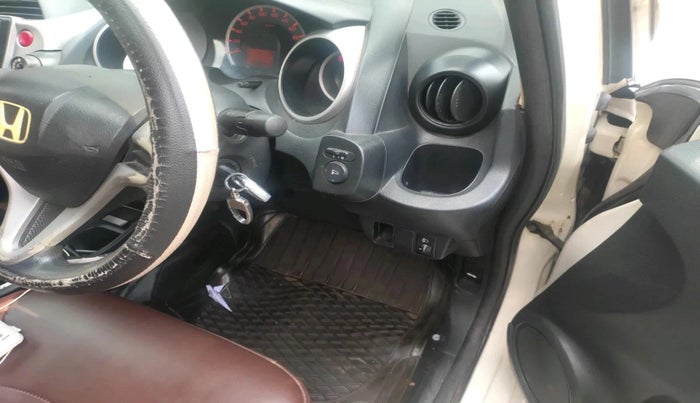 2011 Honda Jazz 1.2L I-VTEC BASE, Petrol, Manual, 1,28,060 km, interior