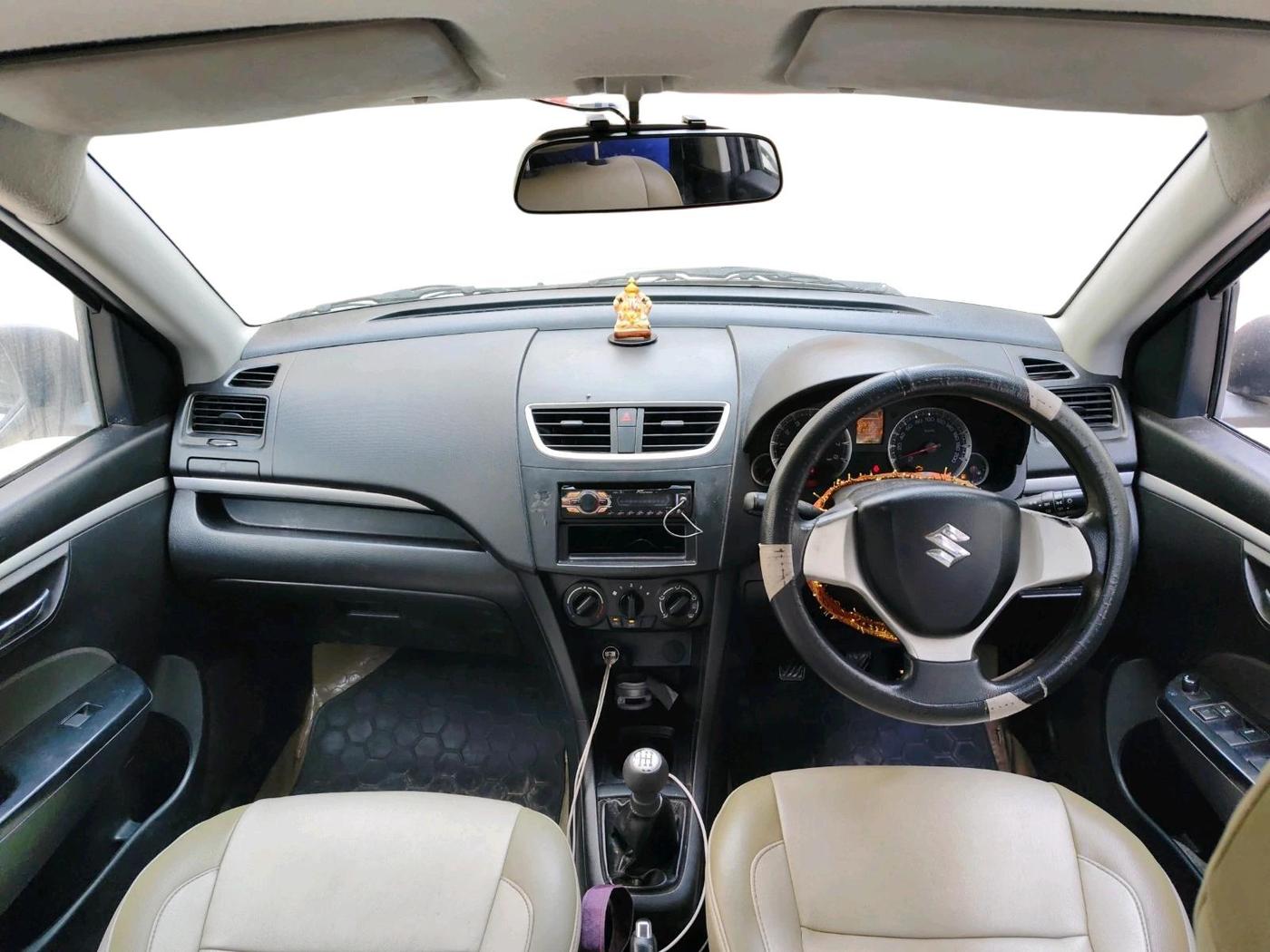 2011 Maruti Swift VXI, Petrol, Manual, 90,712 km, interior