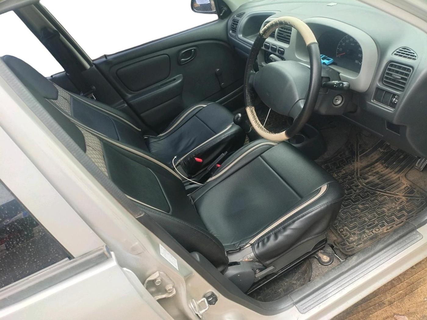 2011 Maruti Alto LXI, Petrol, Manual, 1,03,439 km, interior