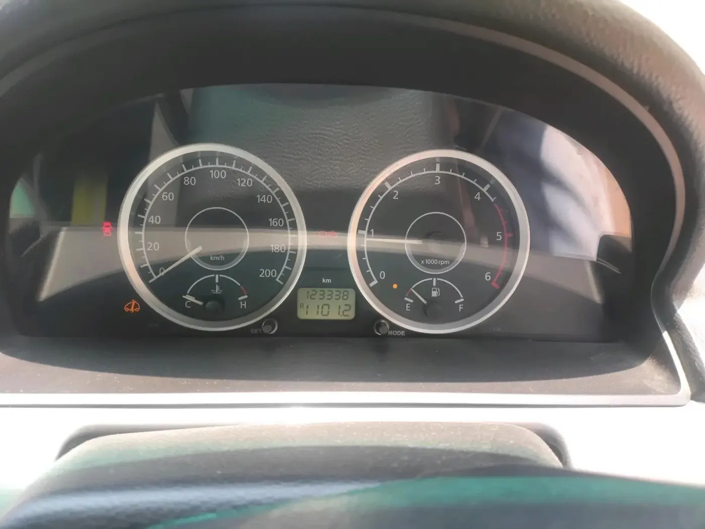 2014 Tata Safari Storme 2.2 EX 4X2, Diesel, Manual, 1,23,338 km, interior